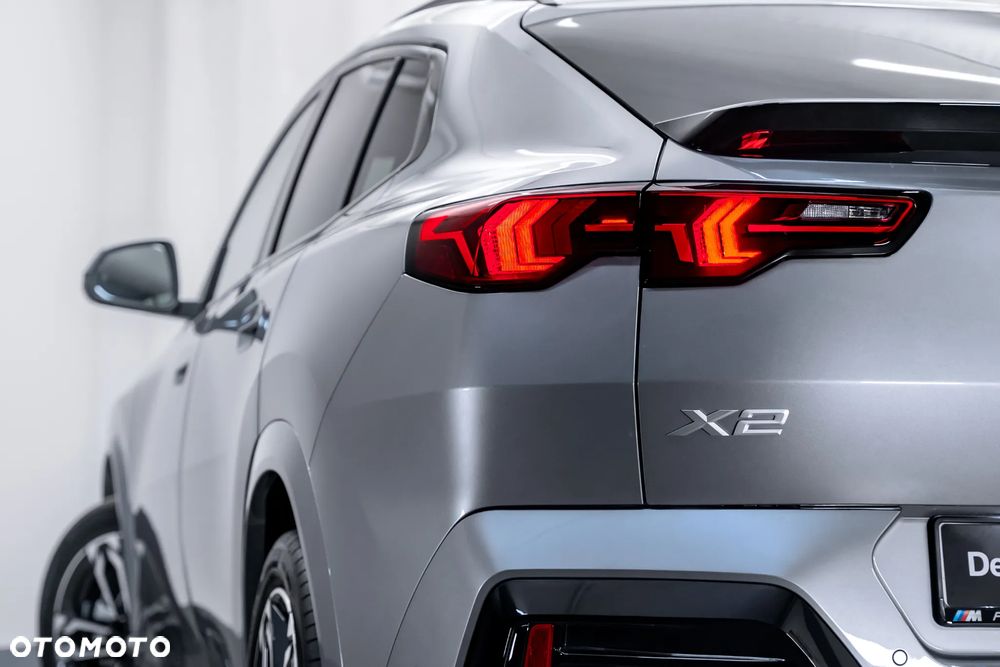 BMW X2 - 16