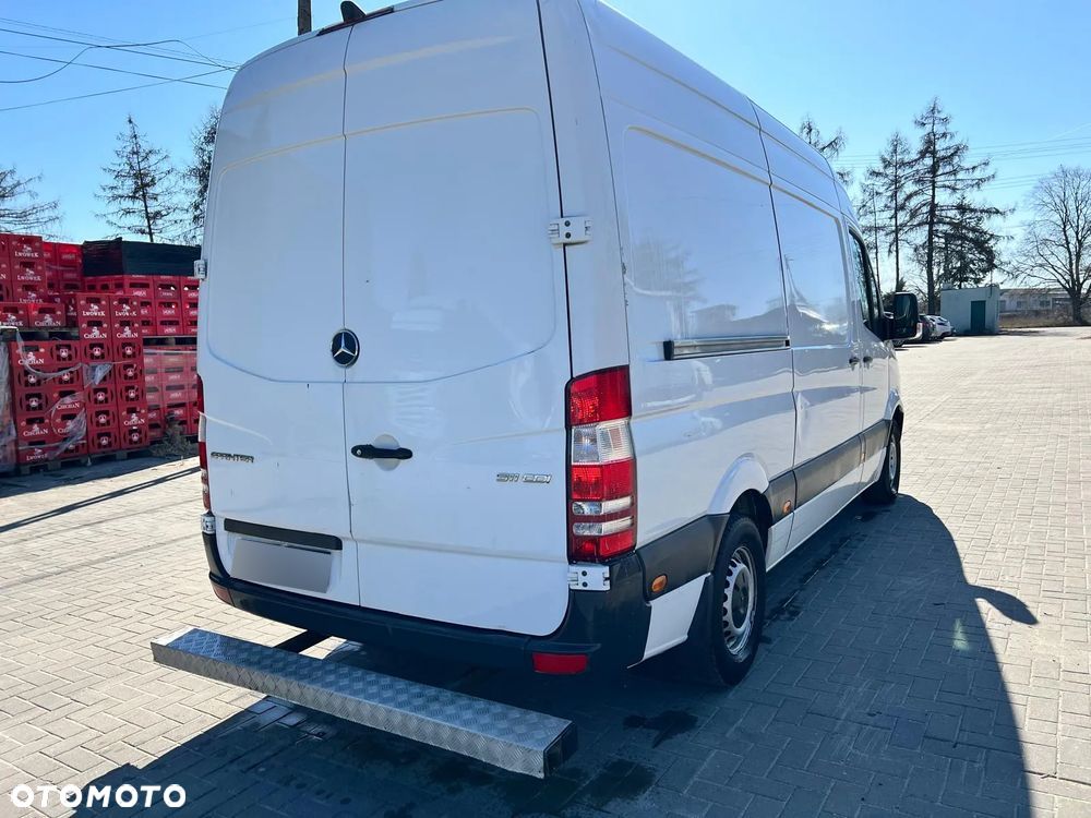 Mercedes-Benz Sprinter L2H2 - 5