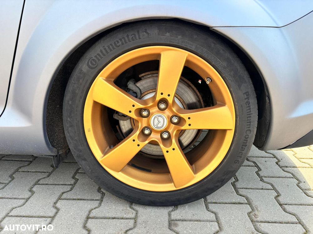 Mazda RX-8 Base - 8