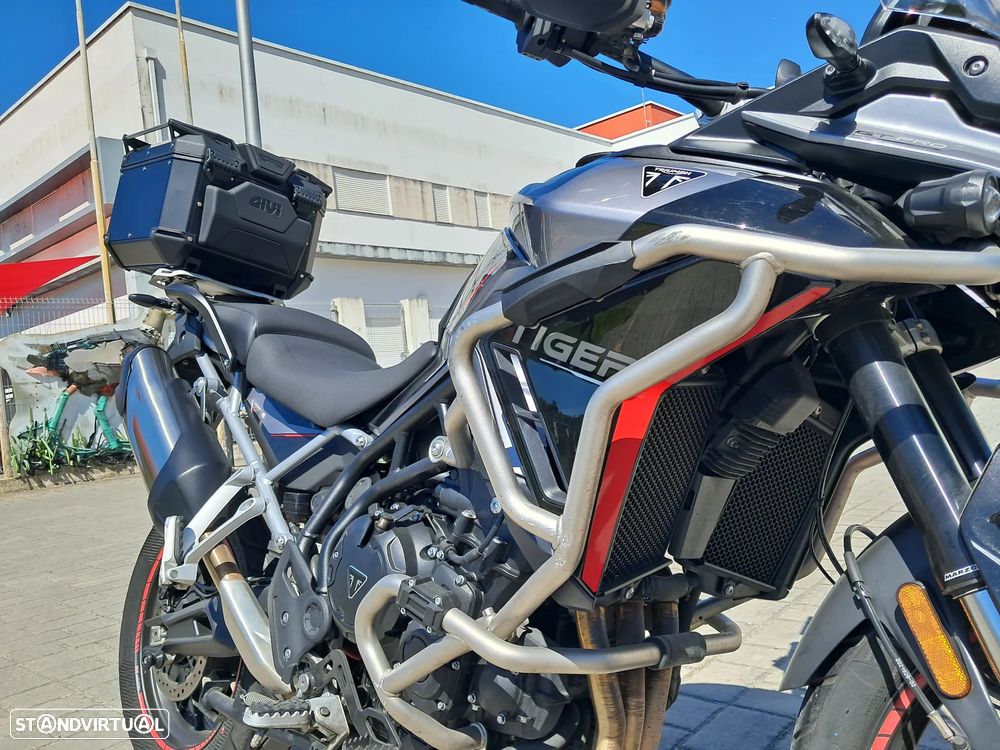 Triumph Tiger - 9
