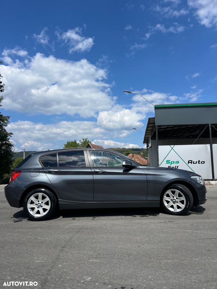 BMW Seria 1 116i - 4