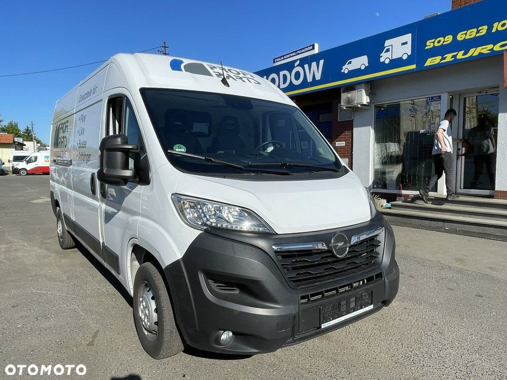 Opel Movano