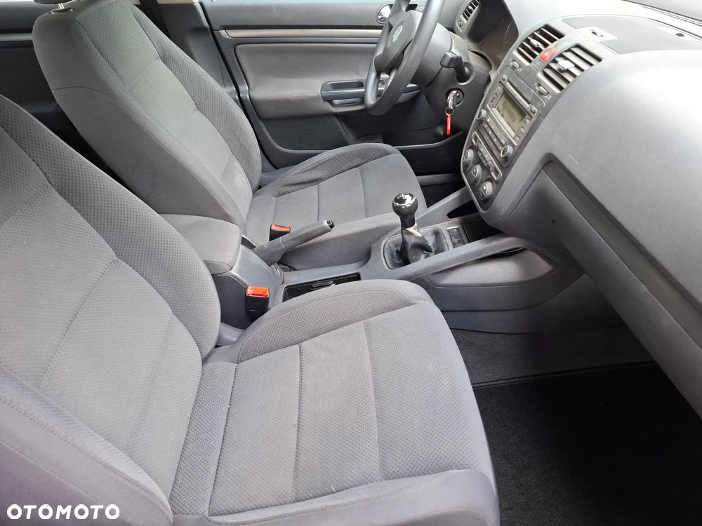 Volkswagen Golf 1.6 Comfortline - 27