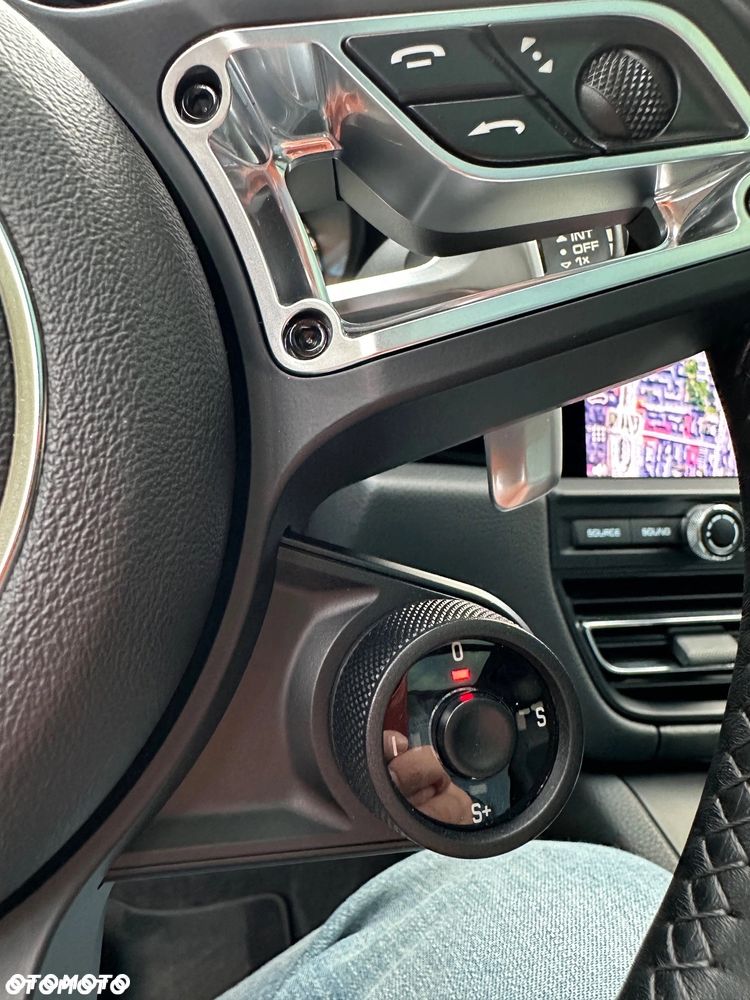 Porsche Macan - 13