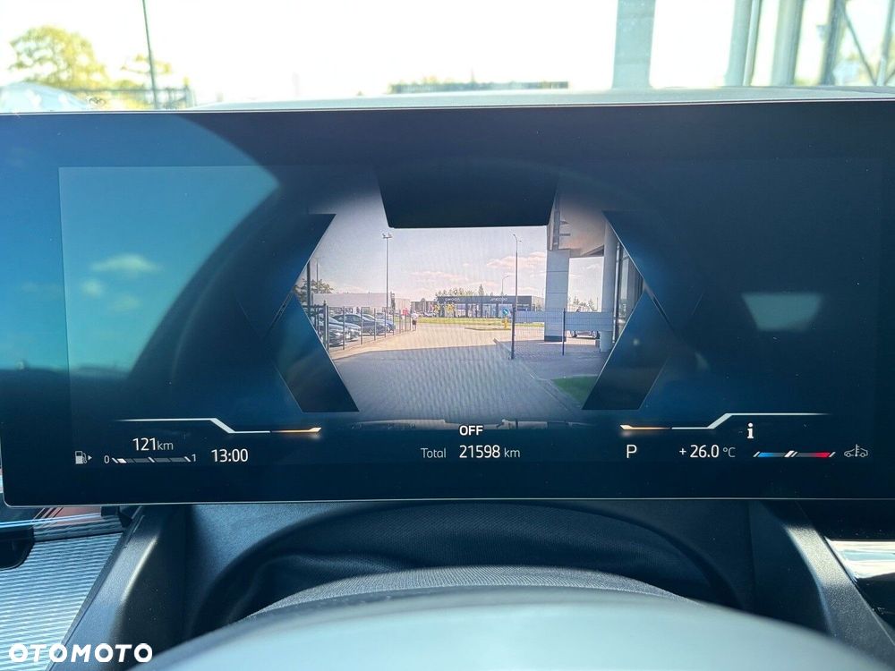BMW Seria 5 520d xDrive mHEV M Sport - 36