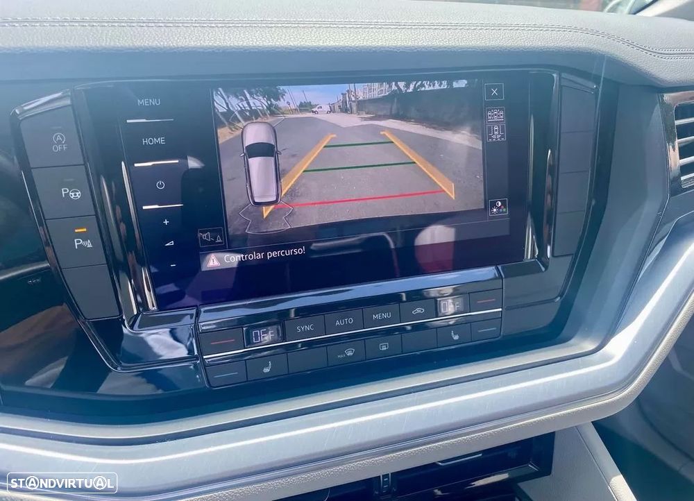 VW Touareg 3.0 TDI V6 Elegance Plus - 21