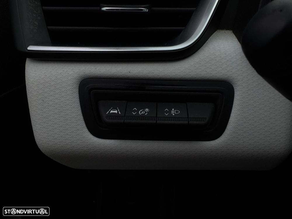 Renault Clio 1.0 TCe Evolution - 15