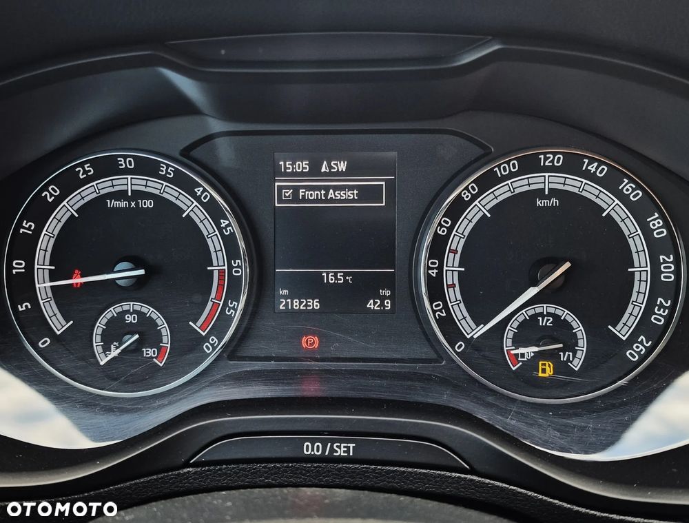 Skoda Karoq 1.6 TDI 4x2 Style - 30