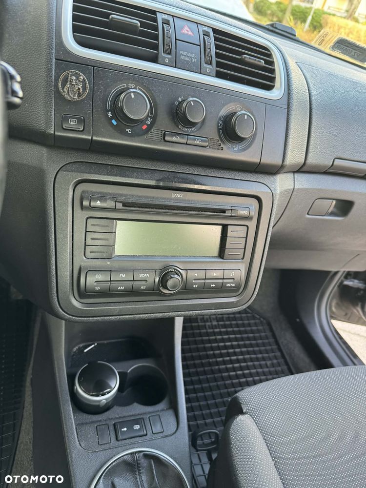 Skoda Fabia - 8