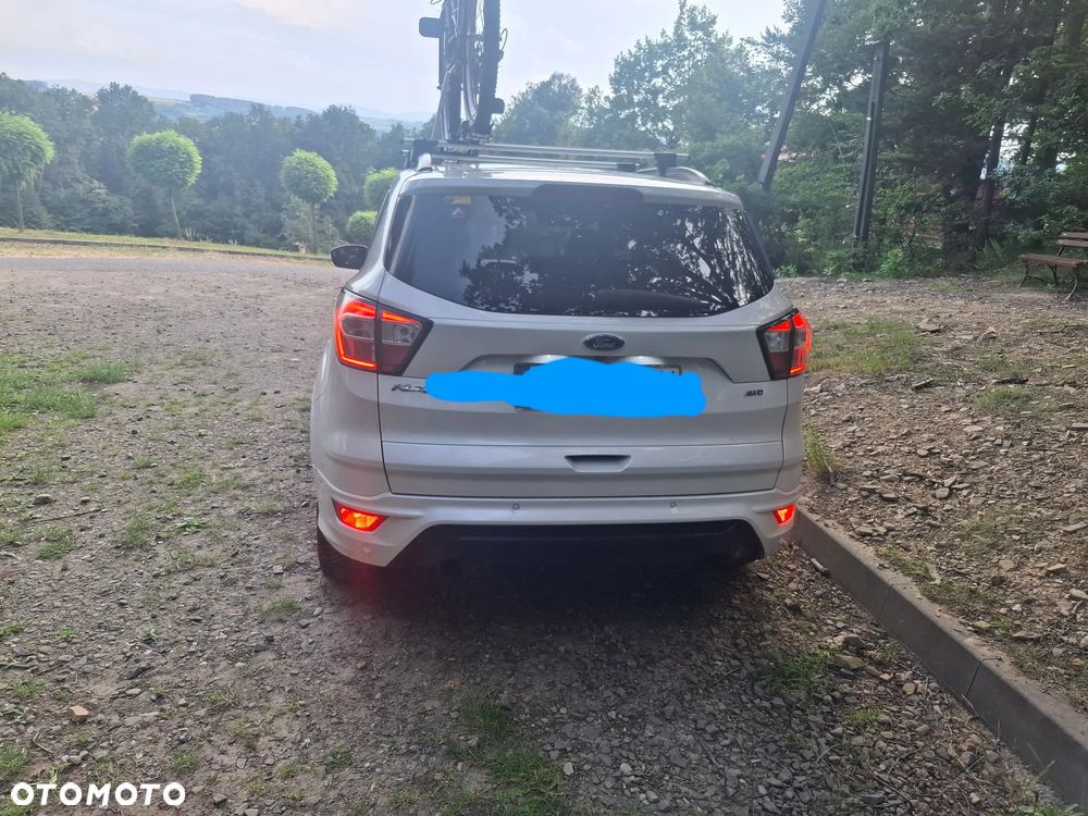 Ford Kuga 2.0 TDCi AWD ST-Line - 5