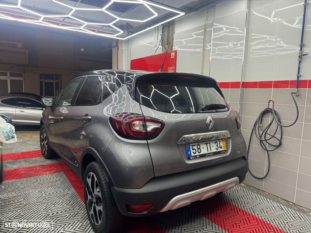 Renault Captur 0.9 TCE Exclusive - 20