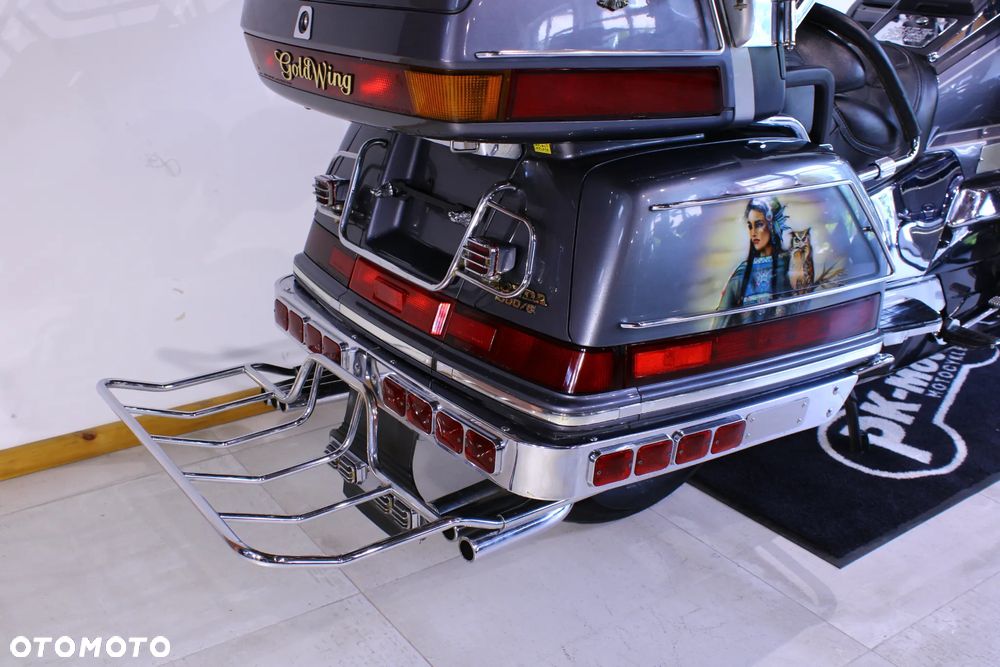 Honda GL - 24