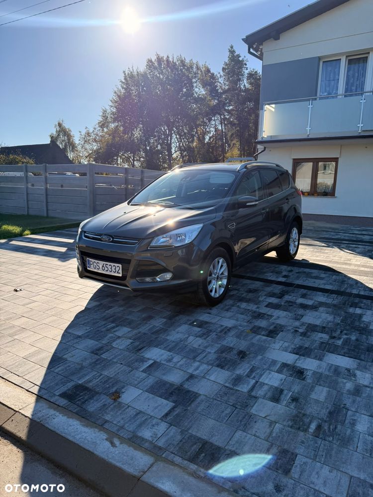 Ford Kuga 2.0 TDCi 4x4 Titanium - 4