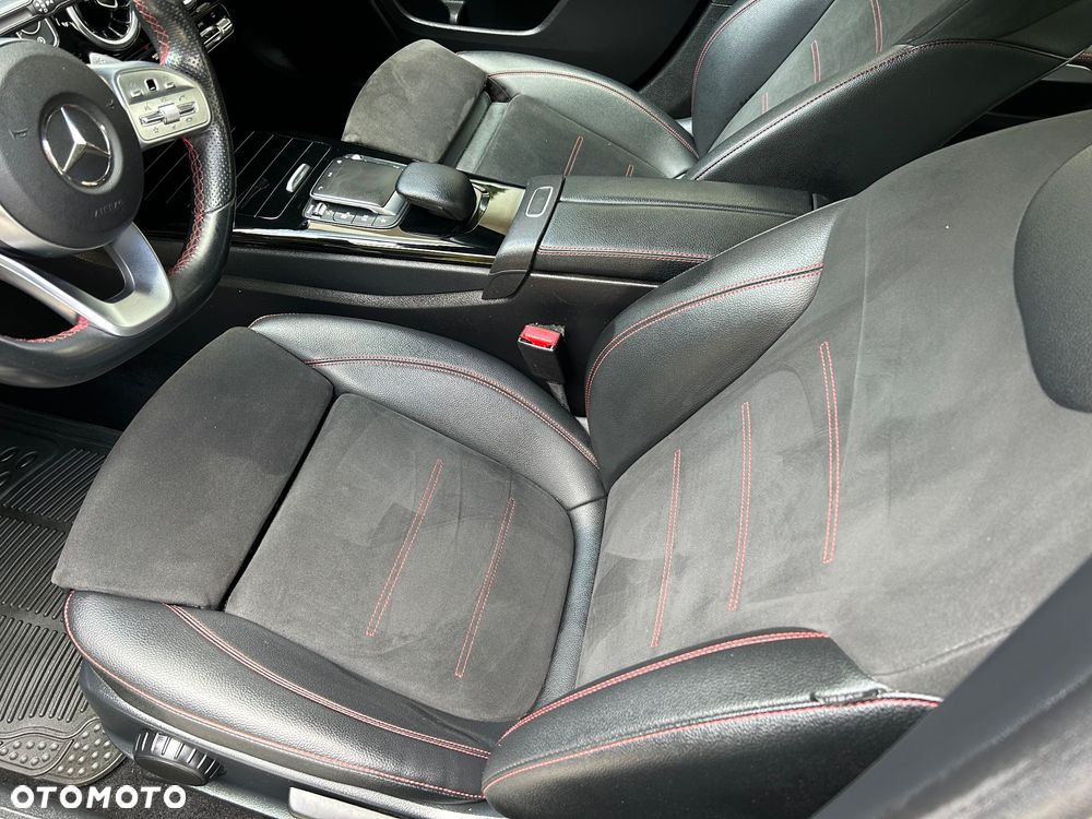 Mercedes-Benz Klasa A 250 7G-DCT AMG Line - 37