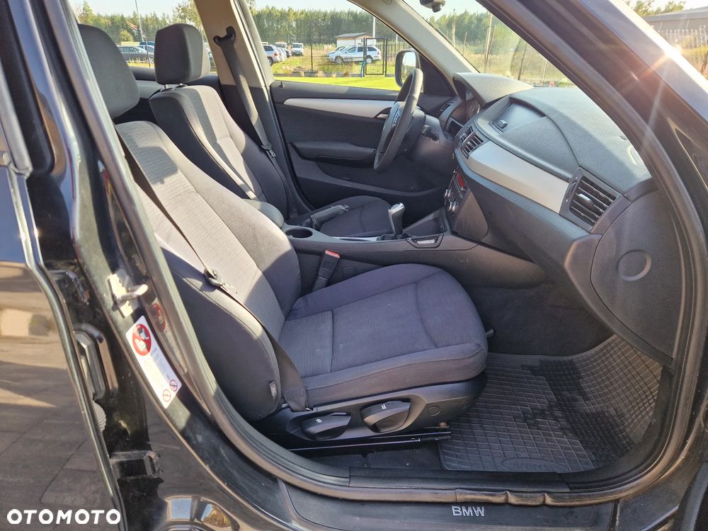 BMW X1 sDrive18d - 10