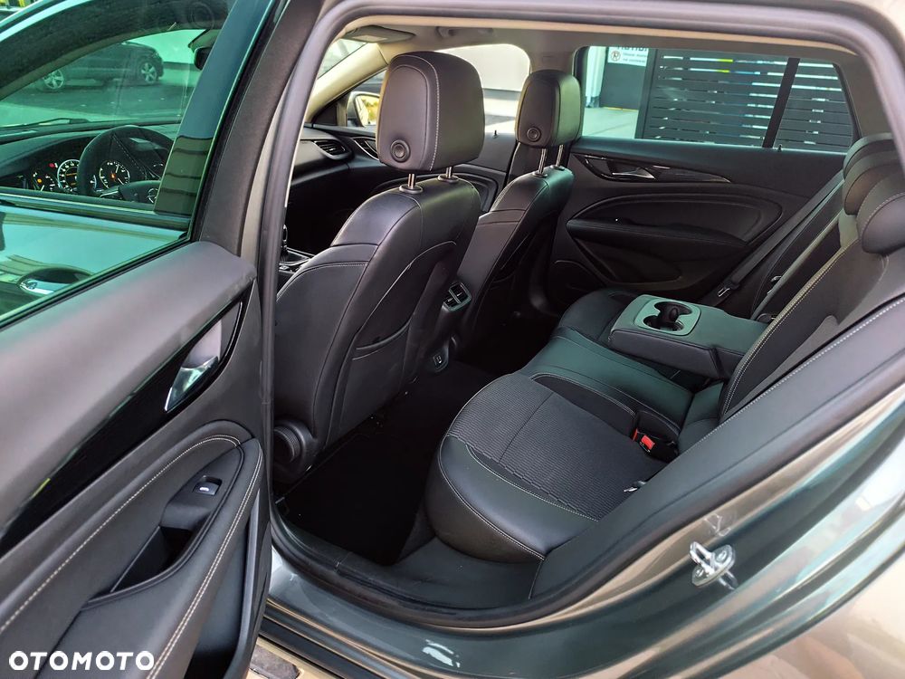 Opel Insignia 2.0 Business Innovation - 17