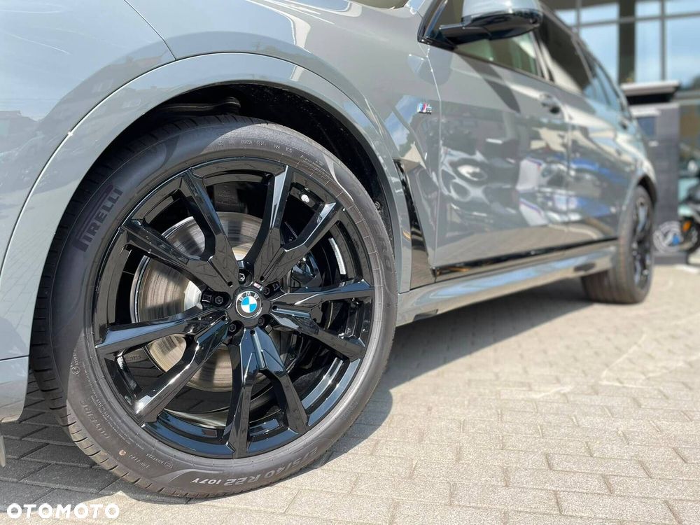 BMW X7 - 37