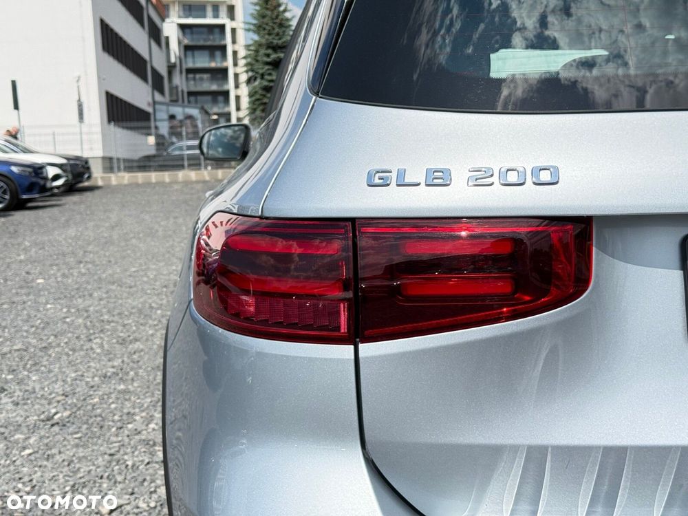 Mercedes-Benz GLB 200 Progressive 7G-DCT - 13
