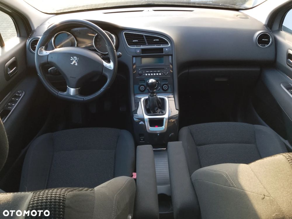 Peugeot 5008 HDI FAP 115 Style - 14