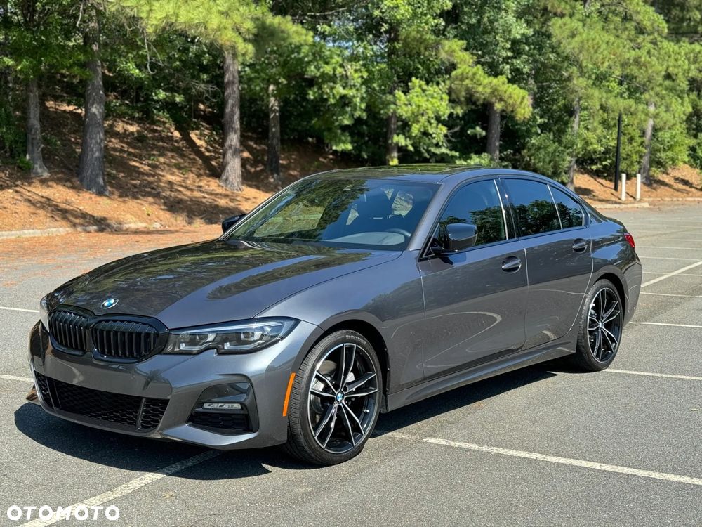 BMW Seria 3 330i xDrive Luxury Line - 4