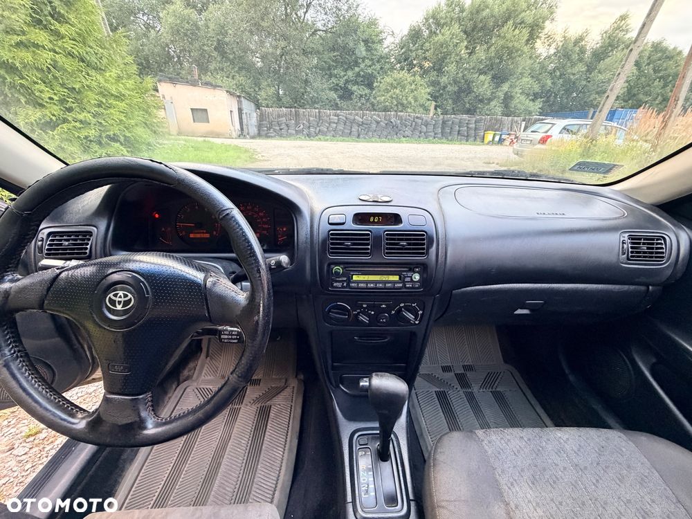 Toyota Corolla 1.8 LE - 12