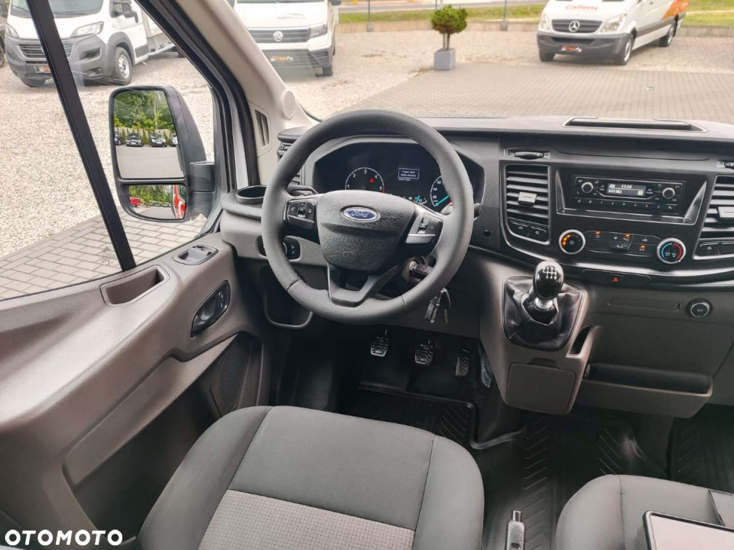 Ford Transit - 21