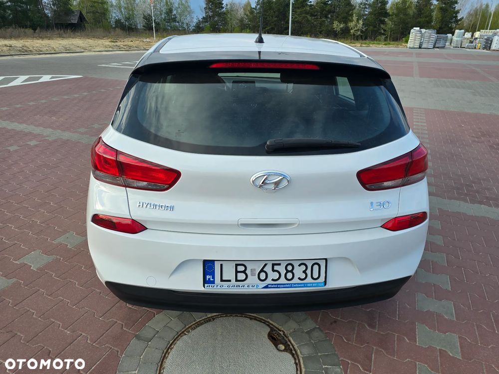 Hyundai i30 - 12