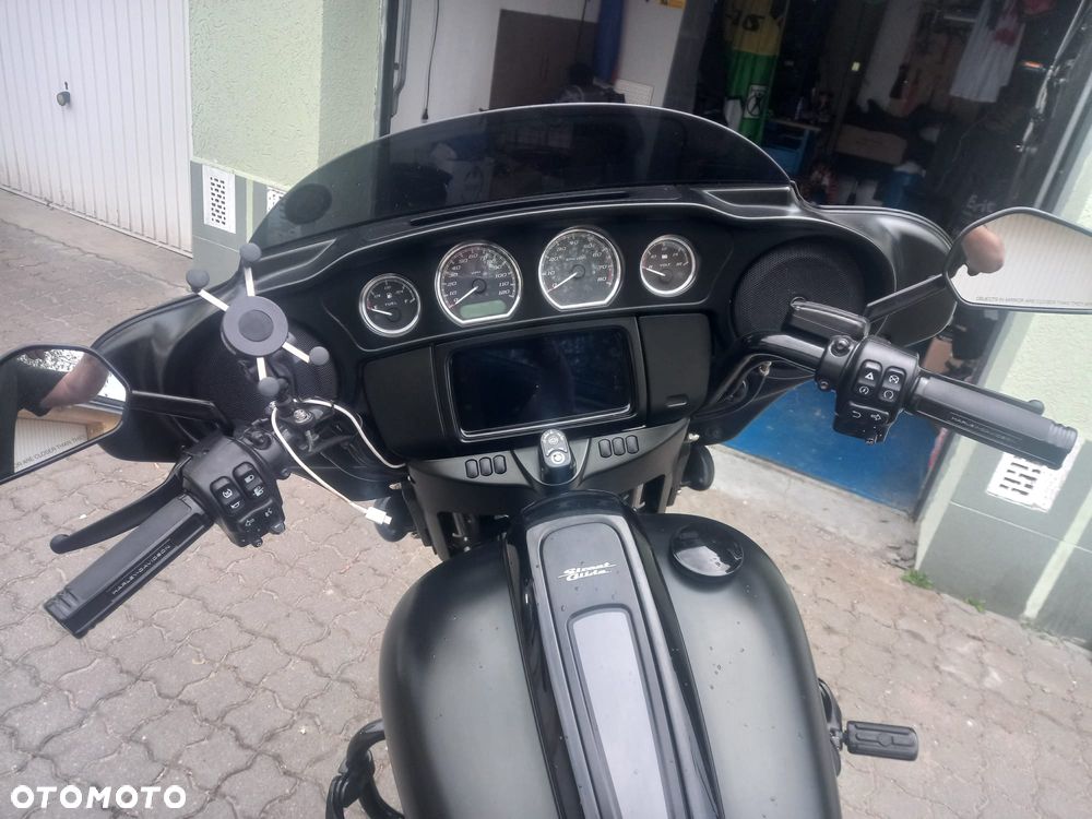 Harley-Davidson FLHXS Special - 4