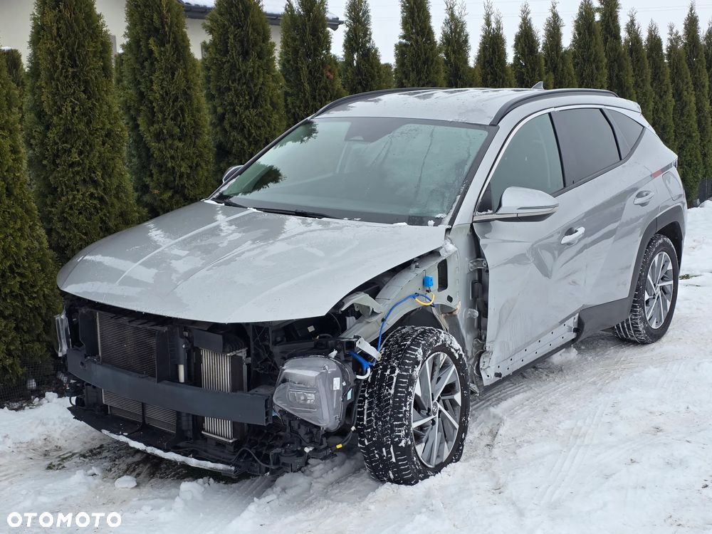 Hyundai Tucson 1.6 CRDi 48V-Hybrid 2WD DCT Select - 4