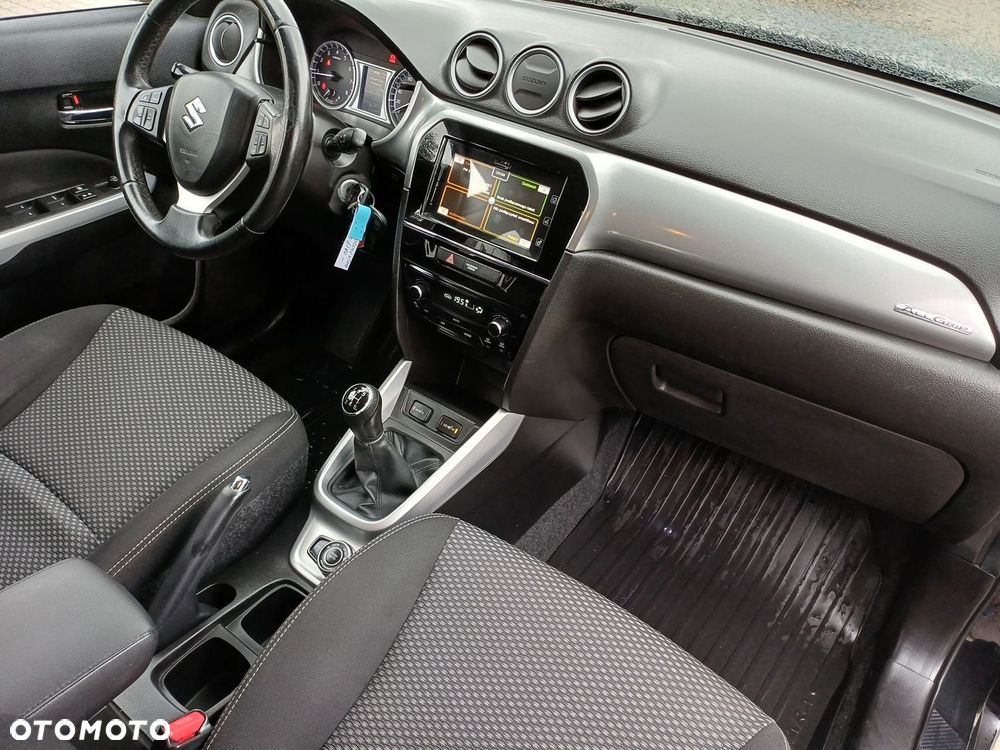 Suzuki Vitara 1.6 Premium 4WD - 14