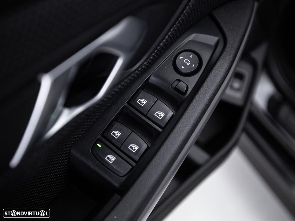 BMW 330 e Corporate Edition Auto - 17