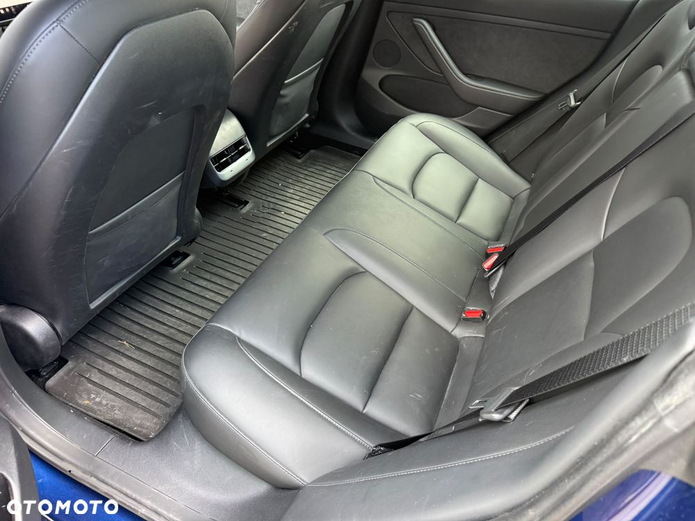 Tesla Model 3 Langstreckenbatterie Allradantrieb Dual Motor Performance - 14