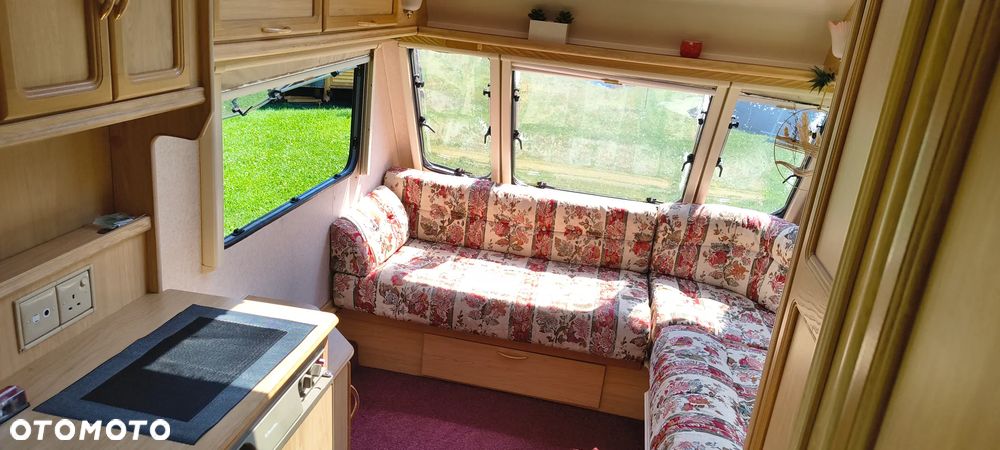 SWIFT Abbey DMC 900 kg  2-3 Osobowa - 15