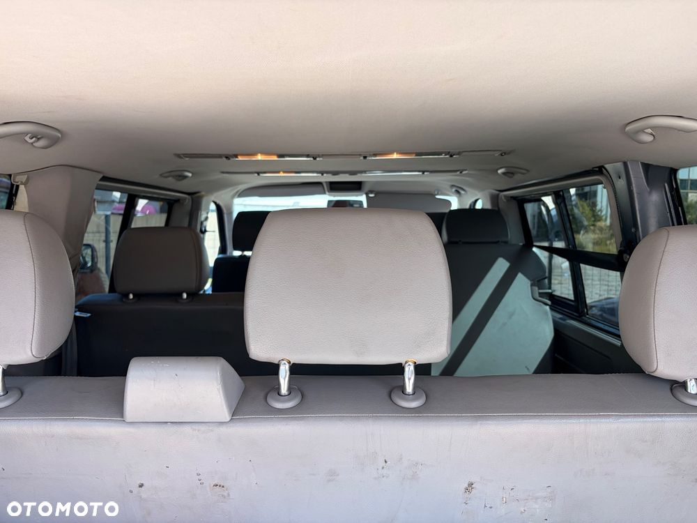 Volkswagen Transporter L1H1 - 12