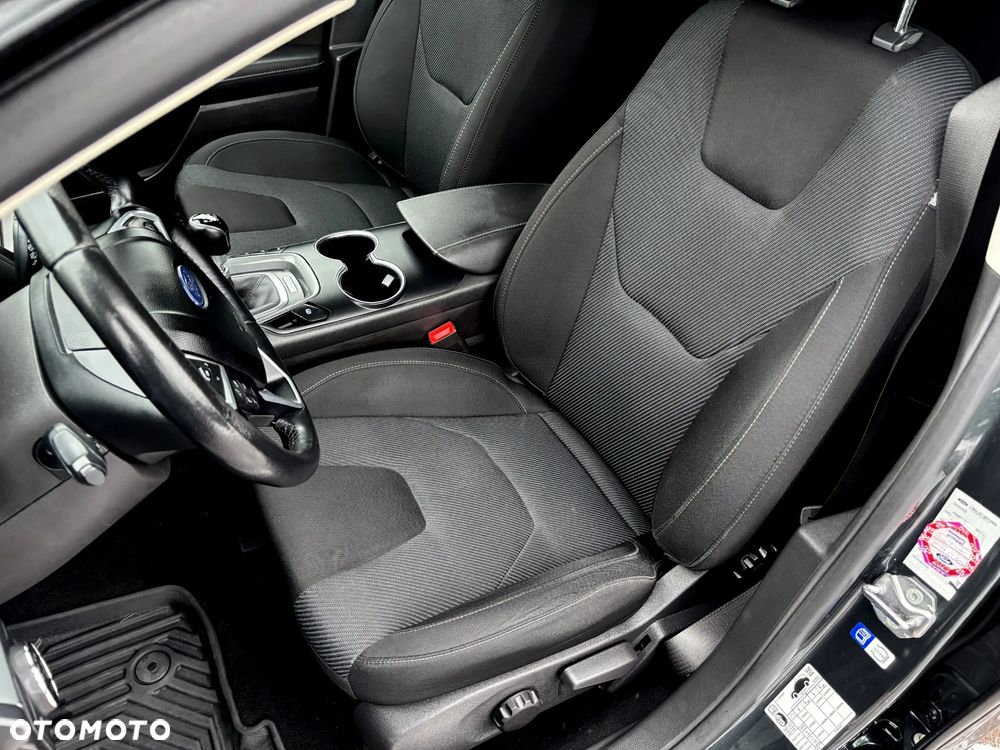 Ford Mondeo 2.0 TDCi Titanium - 13