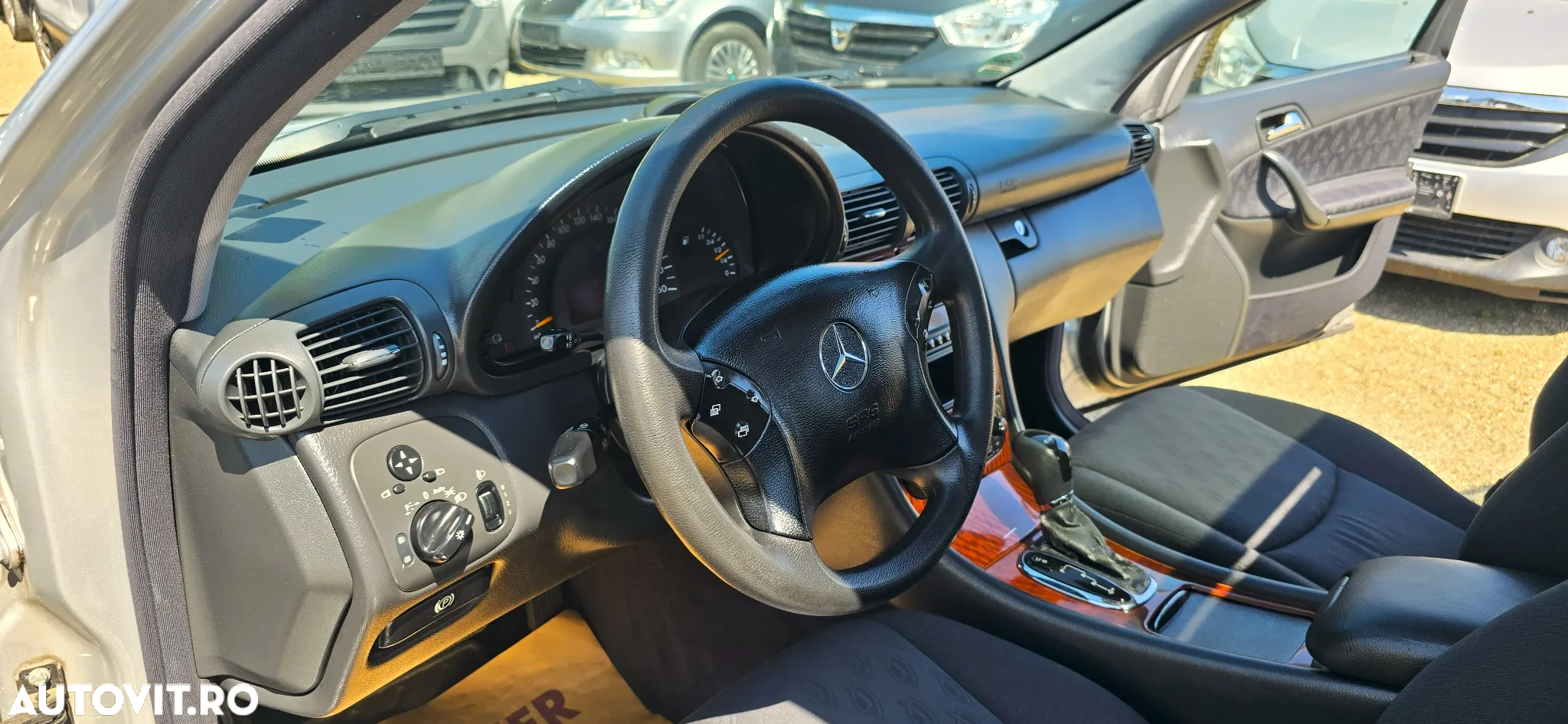 Mercedes-Benz C 180 Kompressor Automatik Classic Sport Edition + - 11