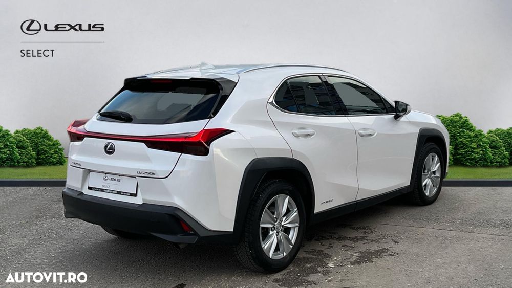 Lexus UX 250h FWD Business - 4