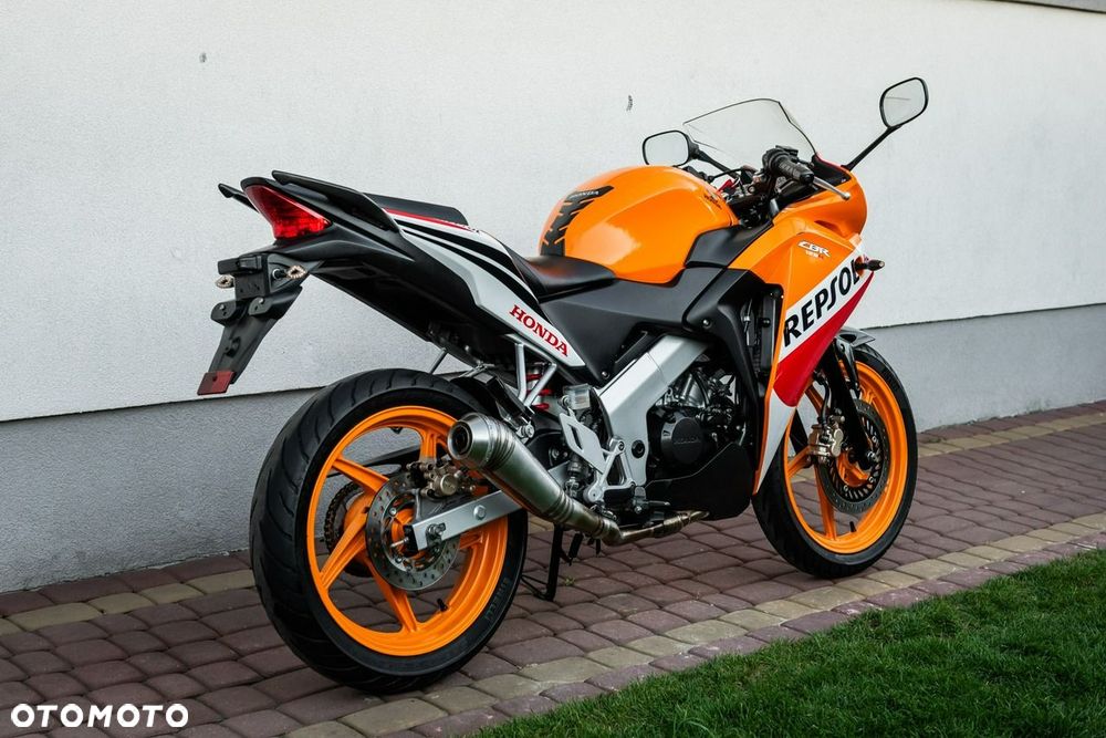 Honda CBR - 3