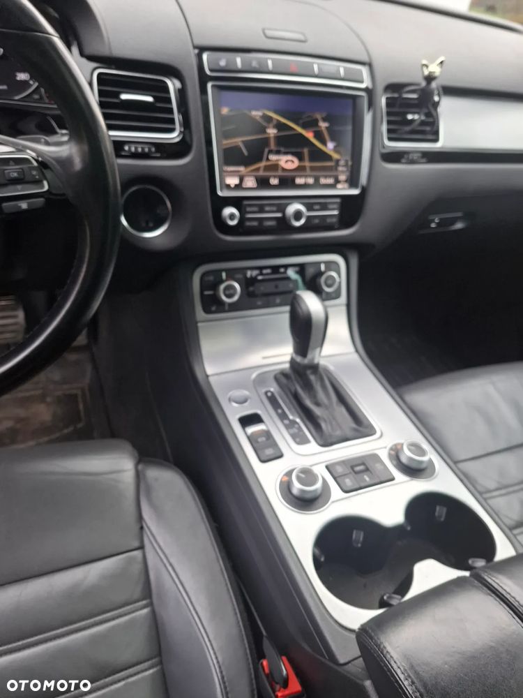 Volkswagen Touareg 3.0 V6 TDI SCR Blue Motion DPF Automatik Exclusive - 18