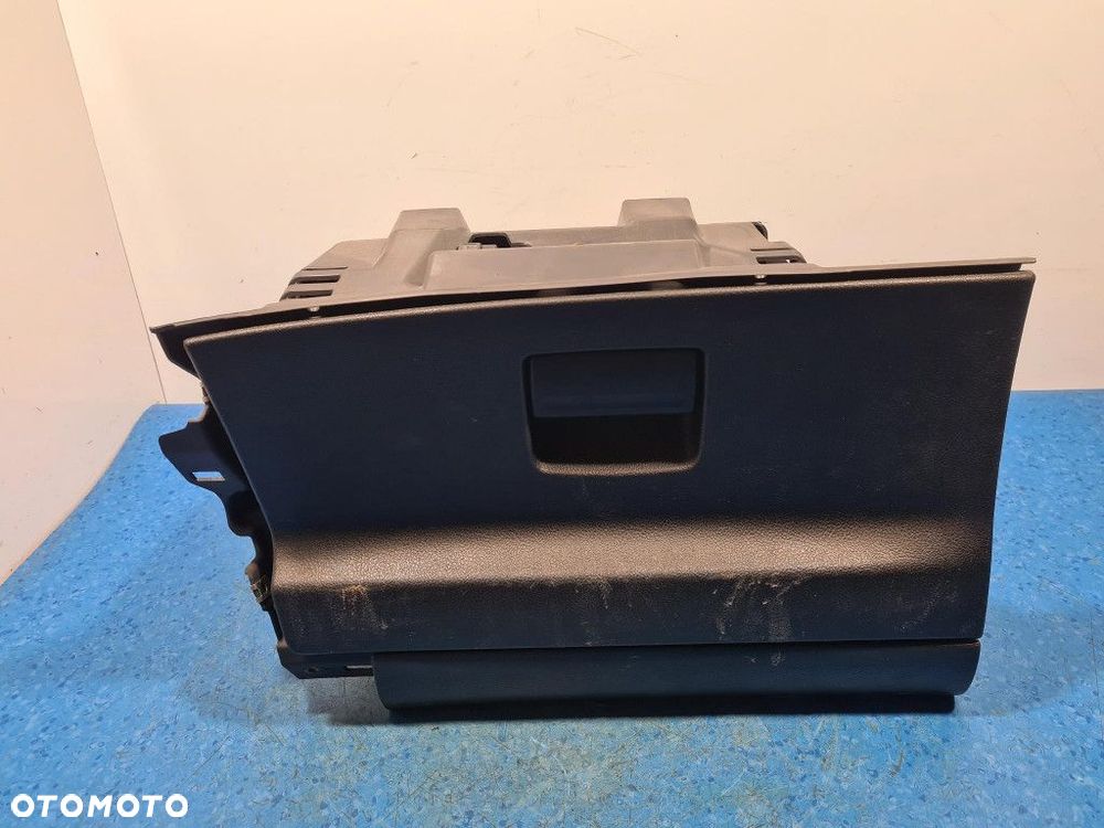 FORD S-MAX I SCHOWEK - 1