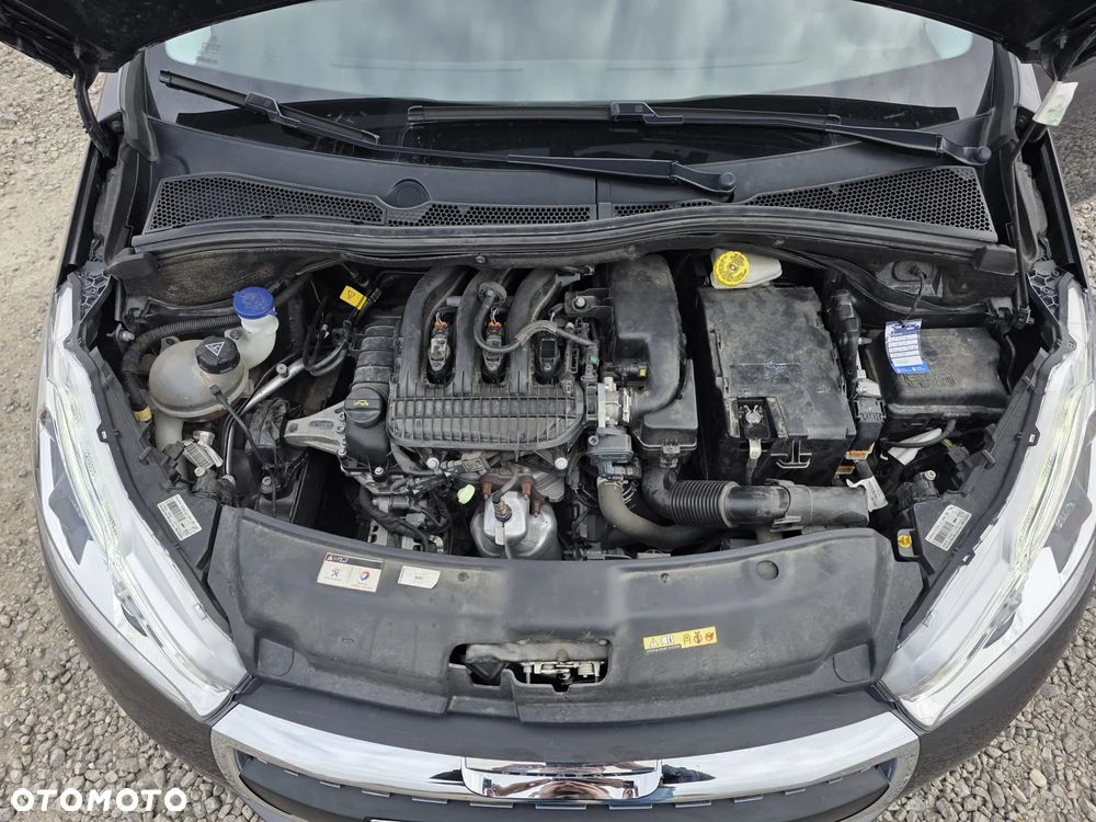 Peugeot 208 PureTech 82 Start & Stop Allure - 7