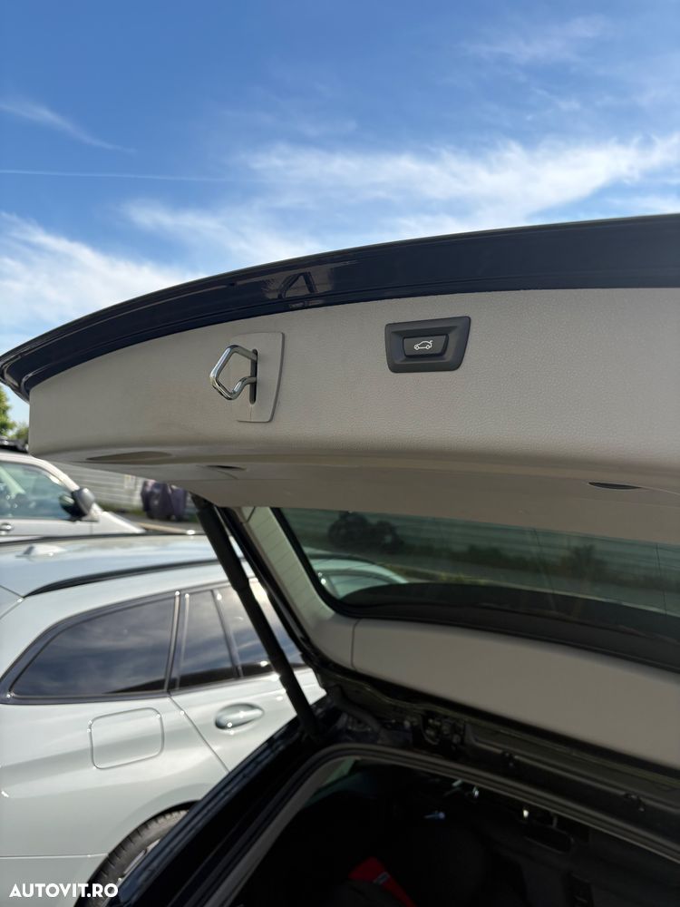 BMW Seria 3 320i Aut. Sport Line - 20
