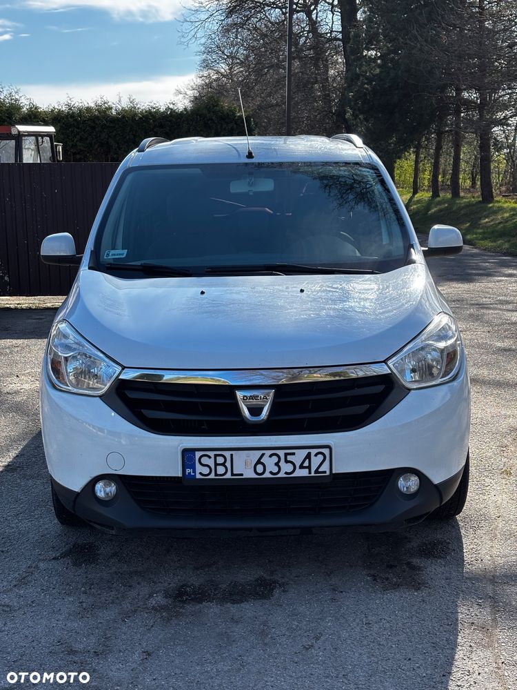 Dacia Lodgy 1.5 dCi Stepway - 3