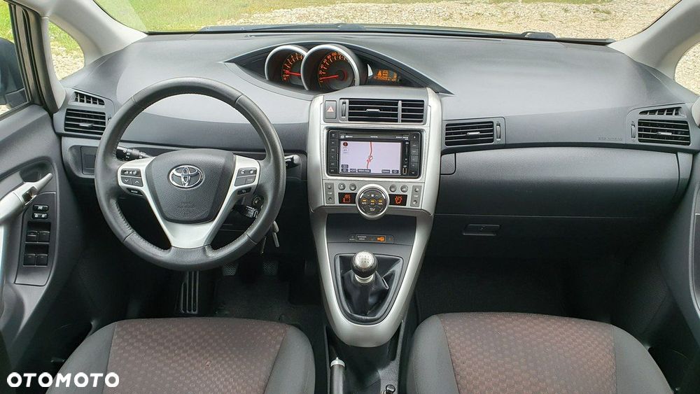 Toyota Verso - 6