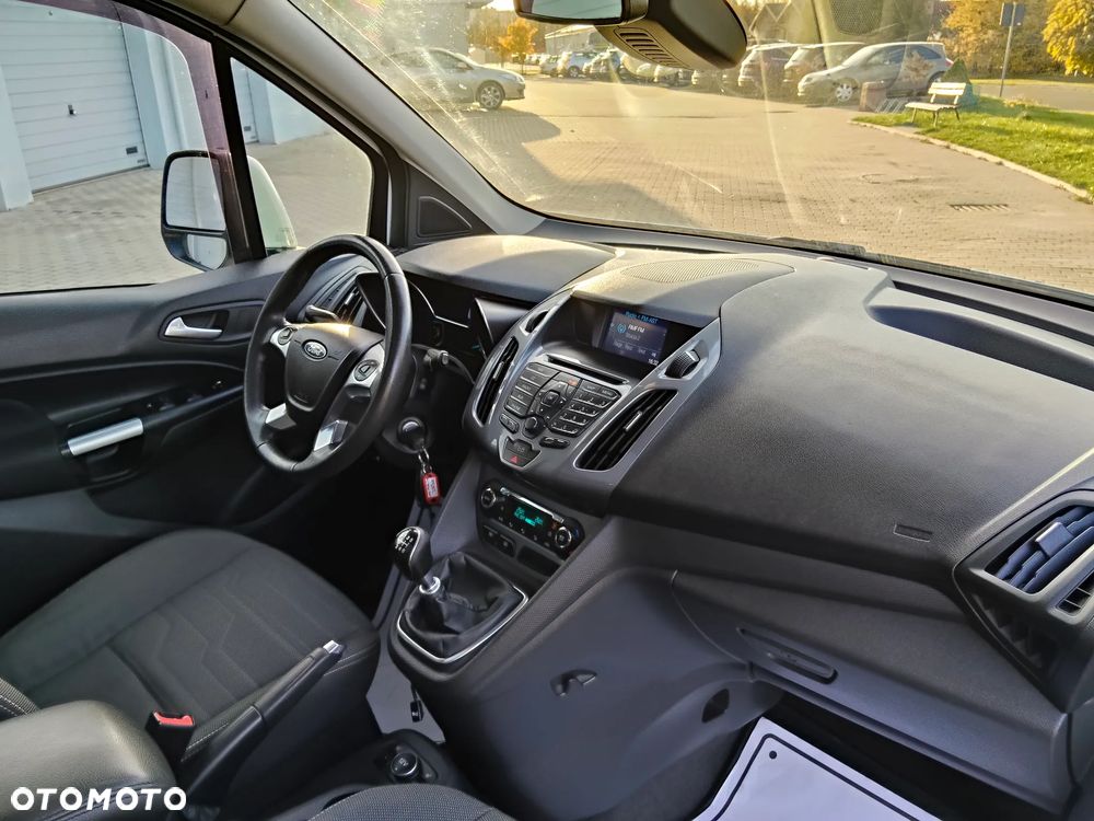 Ford Tourneo Connect - 34