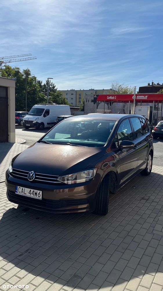 Volkswagen Touran - 10
