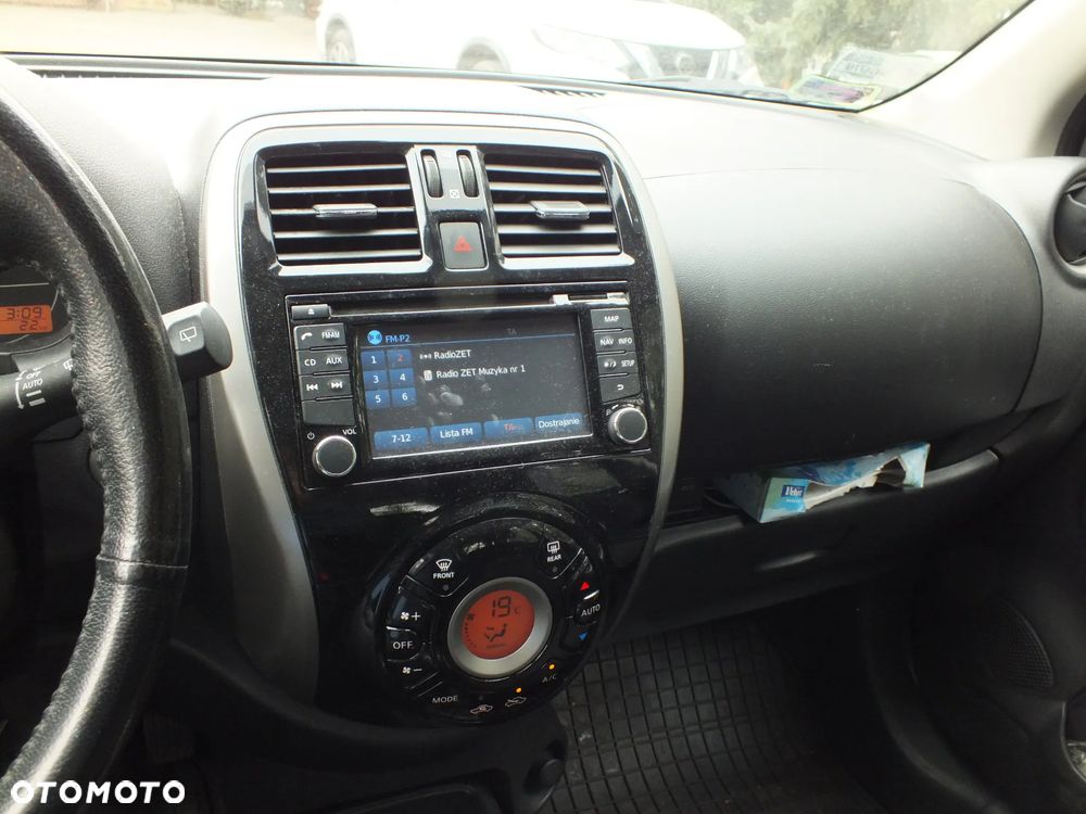 Nissan Micra 1.2 Tekna - 6