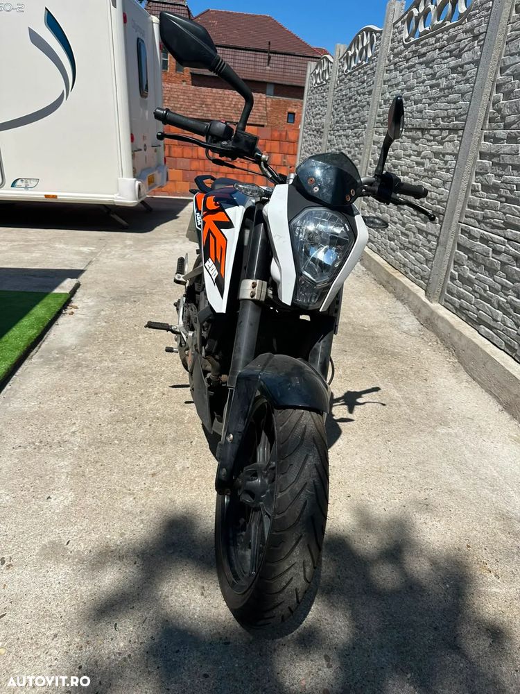 KTM 200 Duke - 4