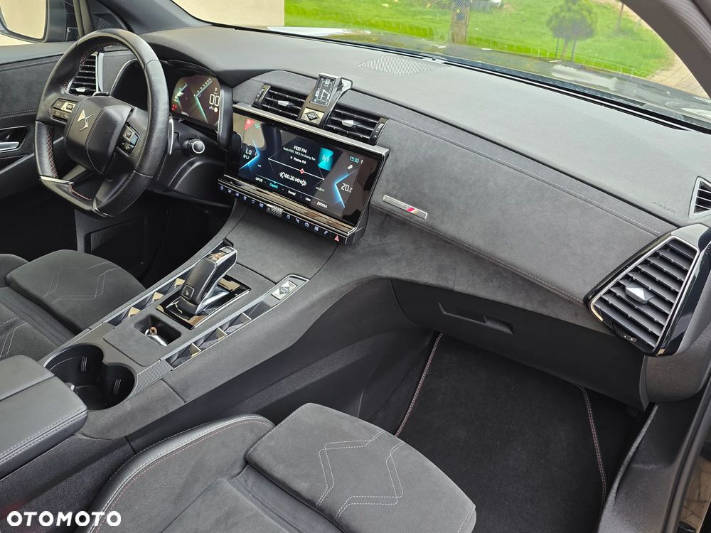 DS Automobiles DS 7 Crossback 1.6 E-Tense Performance Line + - 34