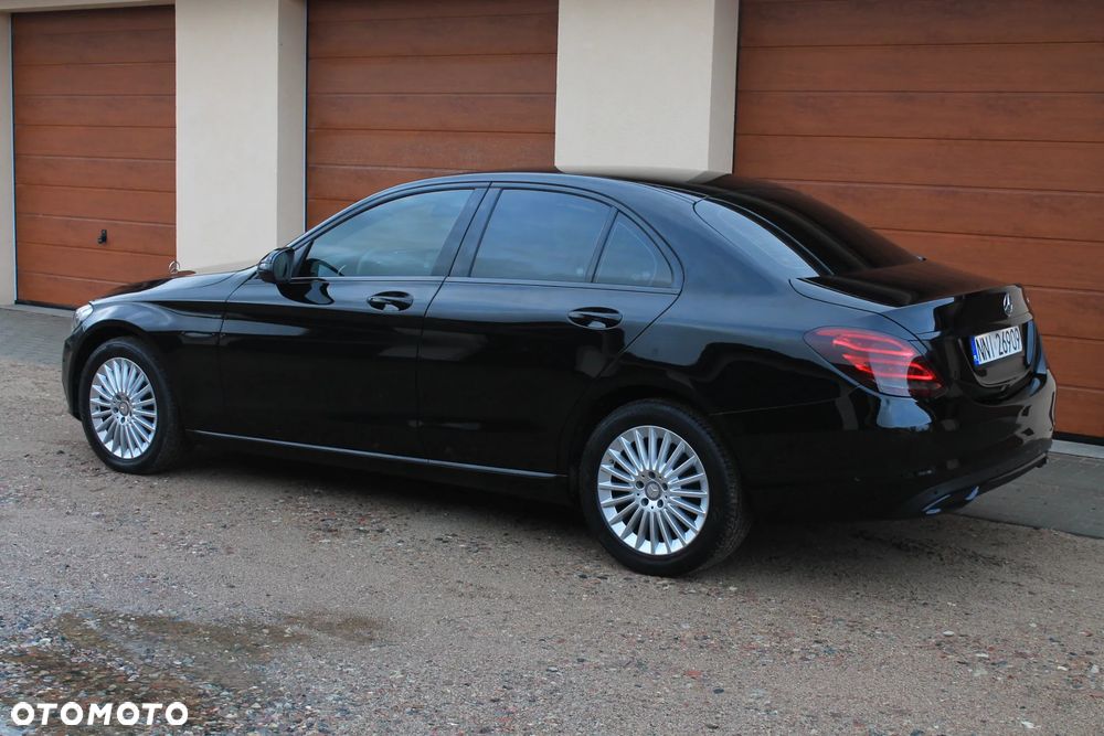 Mercedes-Benz Klasa C 200 4-Matic 9G-TRONIC - 5